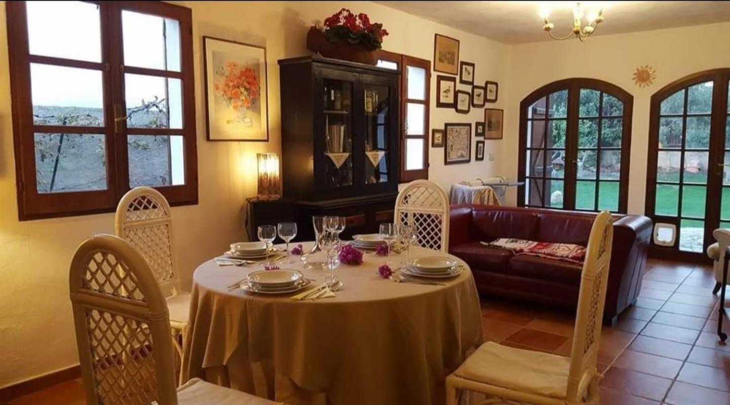 Il Giardino Di Frafa Apartment Quartu Sant'Elena Luaran gambar